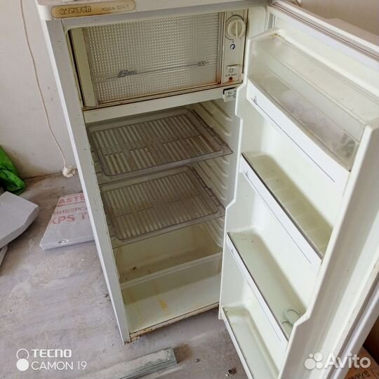 Холодильник бу маленький