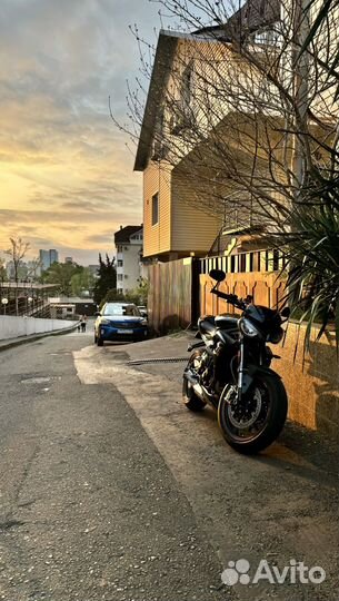 Triumph street triple 2022