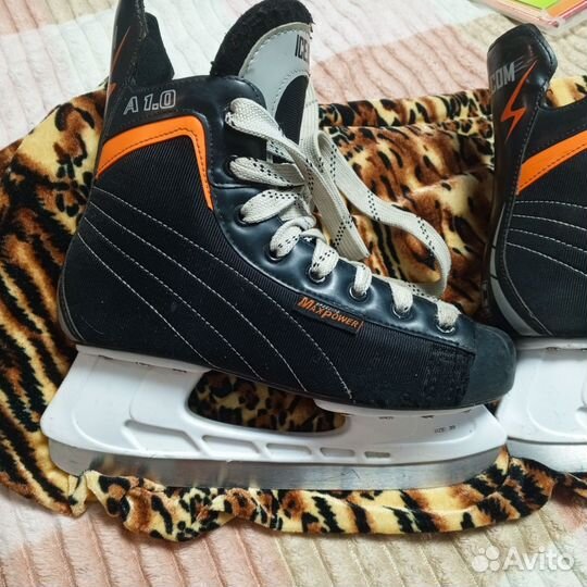 Коньки хоккейные Max power