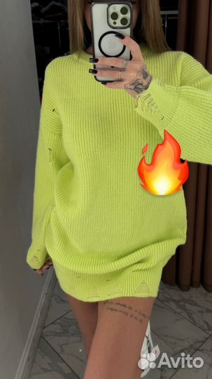 Свитер женский