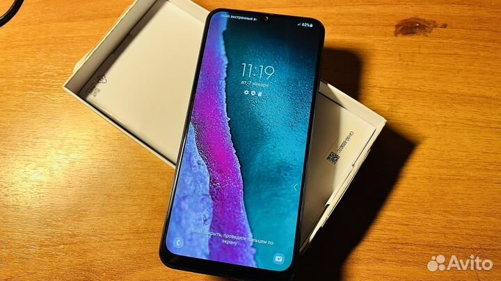 Samsung Galaxy A30, 3/32 ГБ