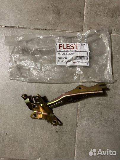 Петля капота правая Mazda 6 2005-2007