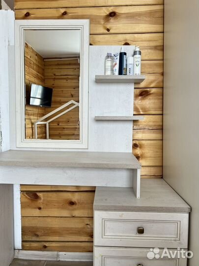 Туалетный столик