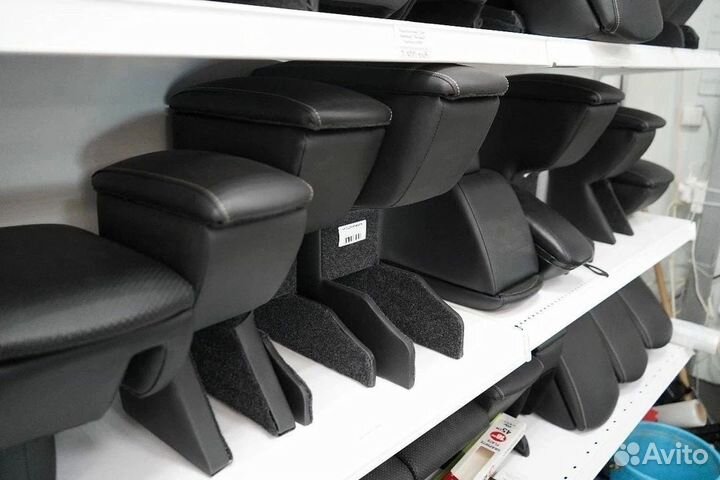 Подлокотник LADA Largus