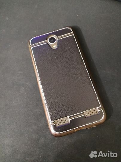 ZTE Blade A520, 2/16 ГБ