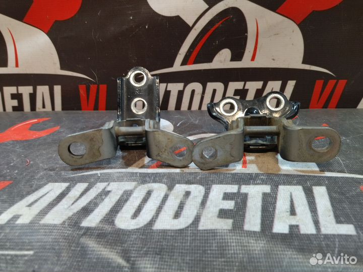 Петли двери задней kia rio 3