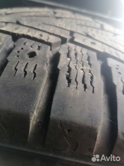 Nokian Tyres Hakkapeliitta 7 285/60 R18