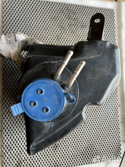 Бачок омывателя Mercedes S-Class W221