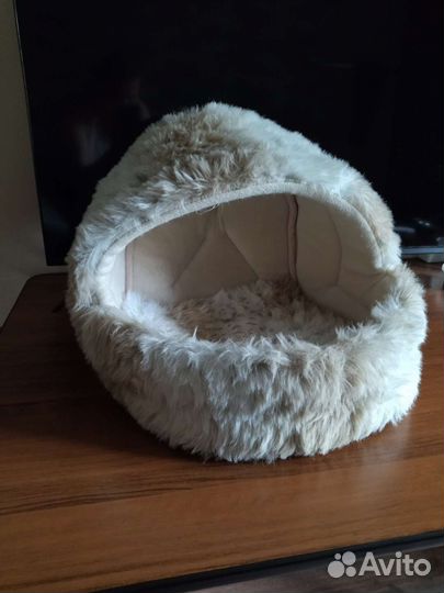 Лежанка новая для кошек и собак