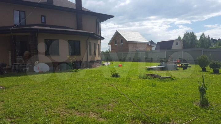 Дом 360 м² на участке 15 сот.