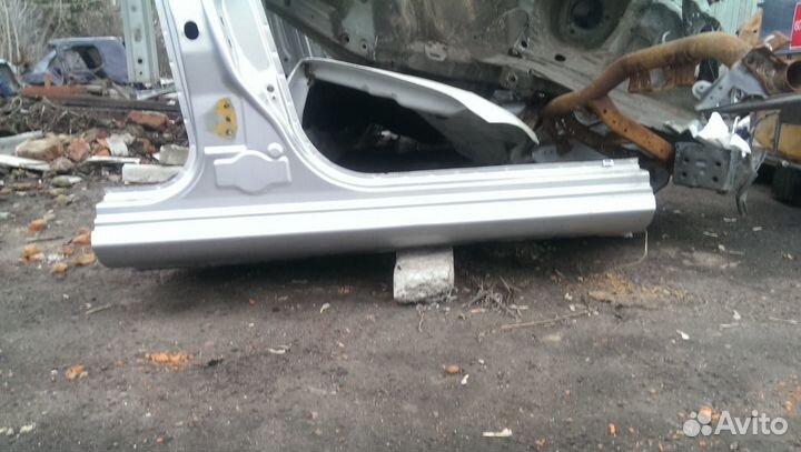 Правый порог и центральная стойка Седан Лачетти