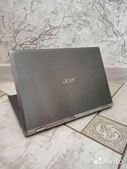 Компактный Acer Celeron N3530