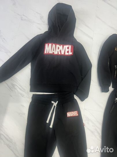 Костюм marvel и versace 128 рост