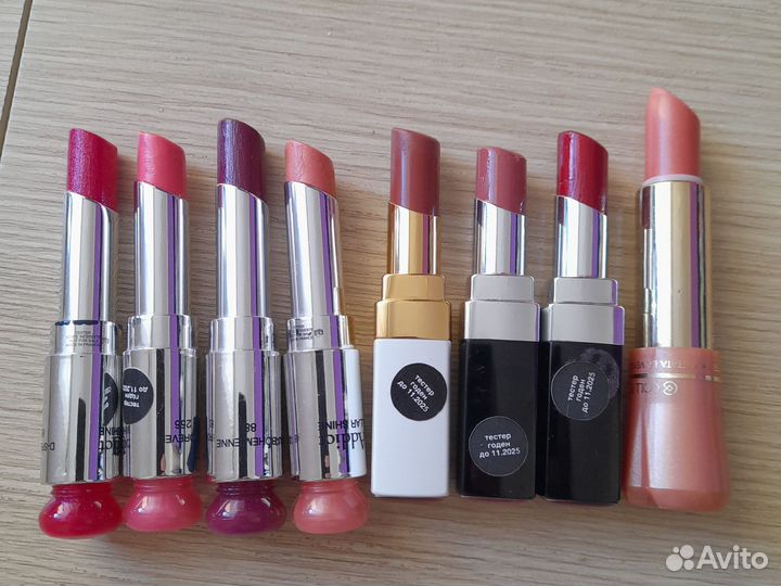 Помада Dior, Chanel, Collistar