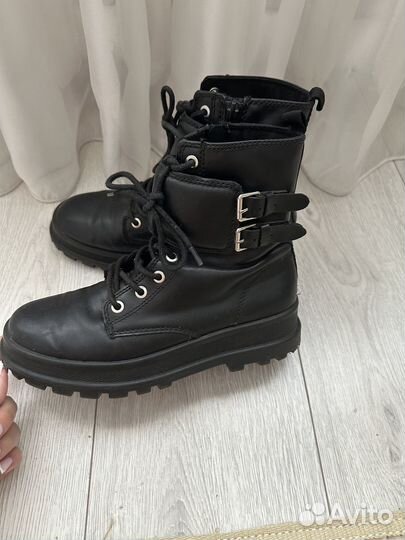 Ботинки Zara