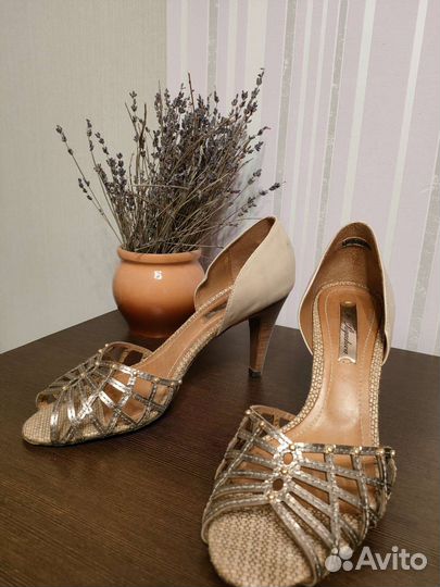 Туфли женские 39 размер
