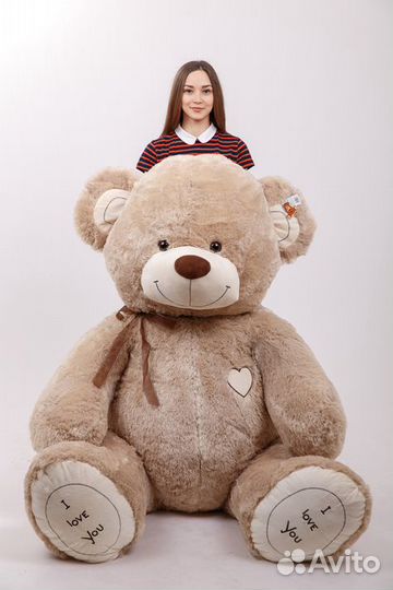Большой плюшевый мишка 
