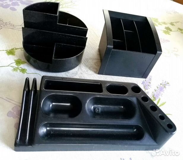 Подставки для канцелярии