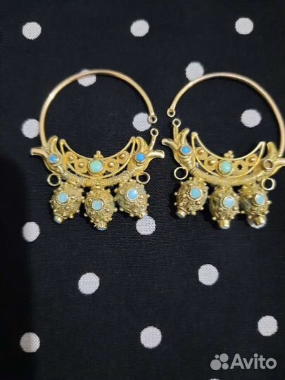 Золотые серьги
