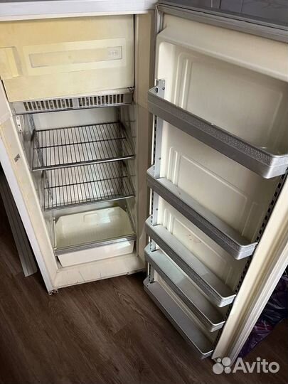 Холодильник ЗИЛ