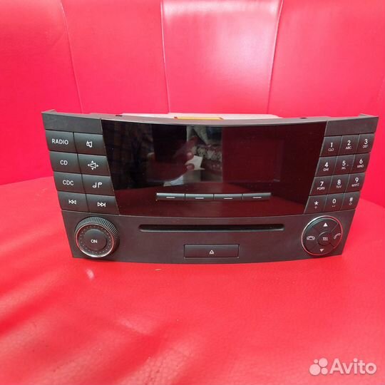 Мерседес 211, 219 магнитола Comand