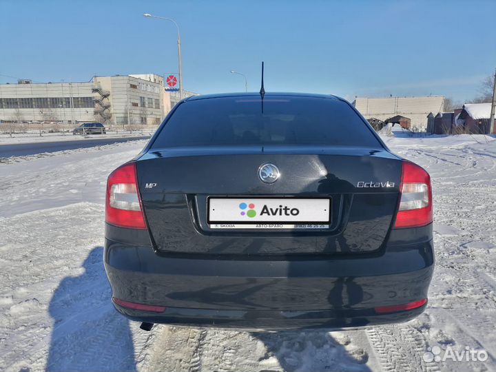 Skoda Octavia 1.6 AT, 2010, 128 000 км