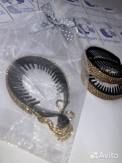 Заколка для волос со стразами