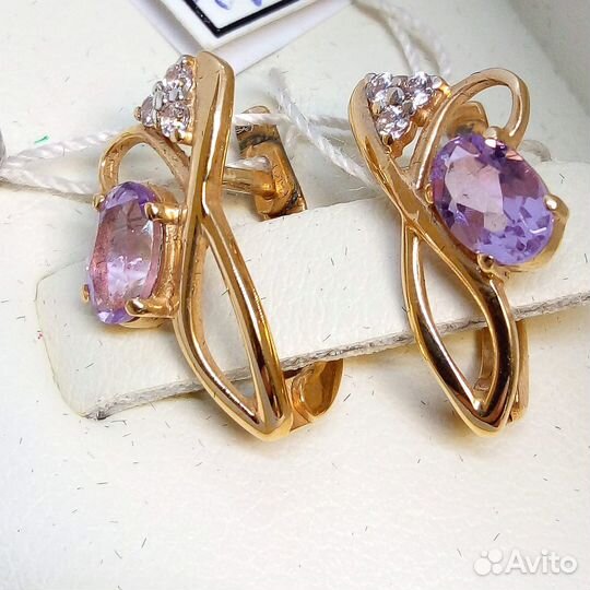 Серьги / 2,31г / Золото585 / фианиты овальные