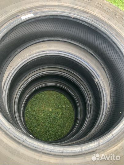 Continental ContiCrossContact LX 215/65 R16
