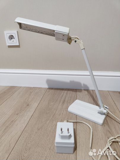 Лампа настольная