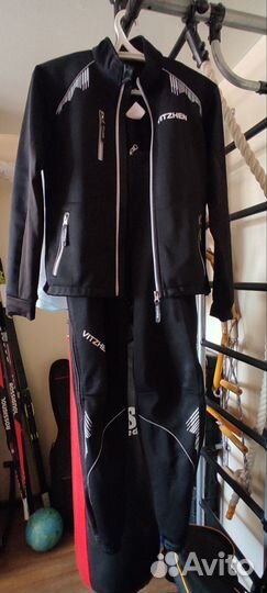 Тренировочный костюм для лыжника