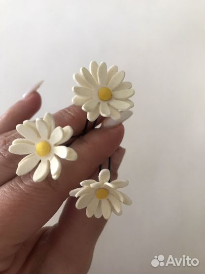 Шпилька ромашка