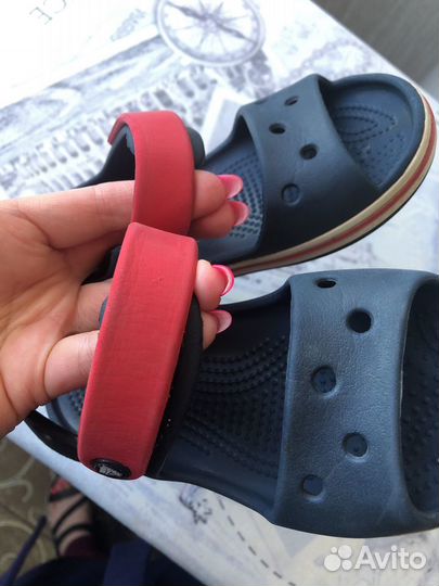 Сандалии crocs c11