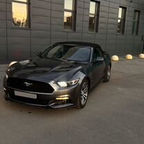 Ford Mustang 2.3 AT, 2016, 55 500 км, с пробегом, цена 2 690 000 руб.