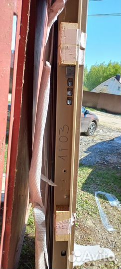 Дверь входная металлическая новая