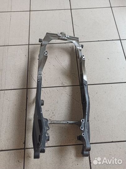 Подрамник Honda cbr 1000 rr