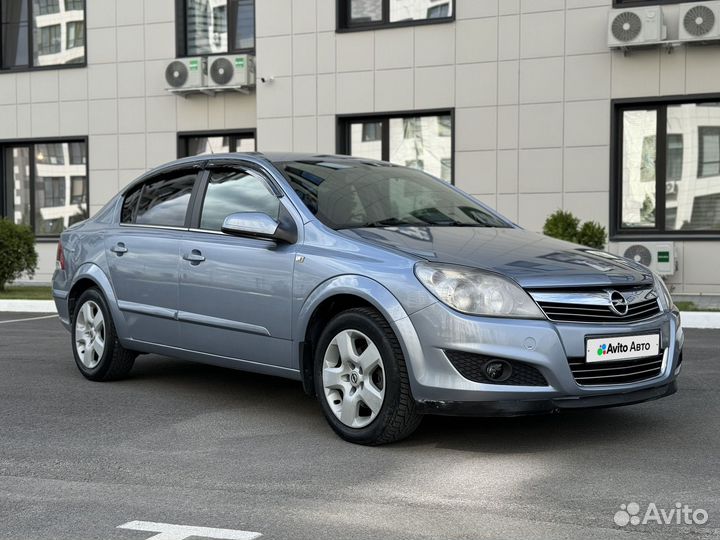 Opel Astra 1.8 AT, 2008, 185 000 км