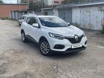 Renault Kadjar 1.3 AMT, 2019, 82 000 км, с пробегом, цена 1 910 000 руб.