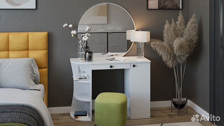 Туалетный столик