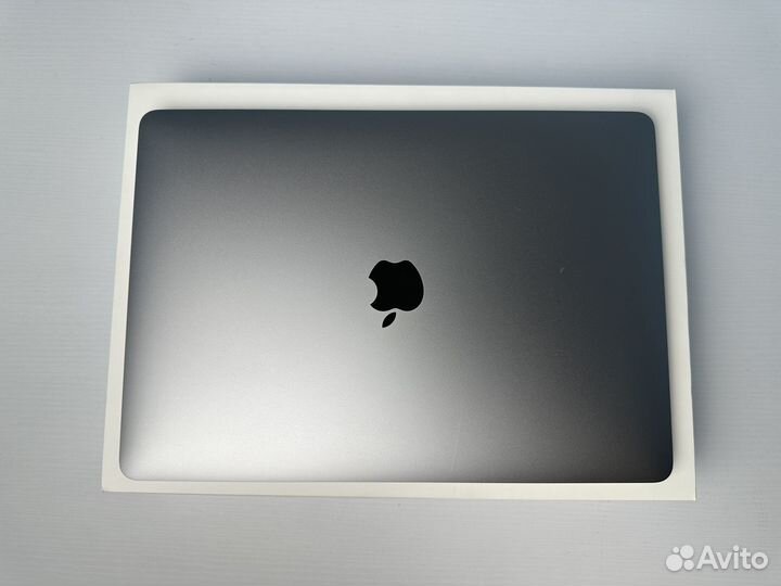 MacBook Pro 13 2022 M2 512Gb Gray, 27 циклов