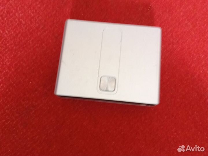 Портативный видеопроигрыватель