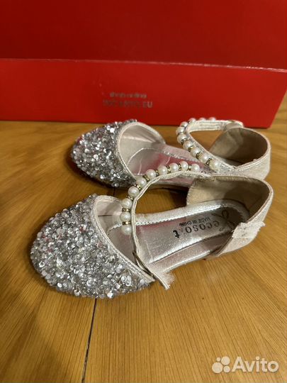 Туфли для девочки 26 размер