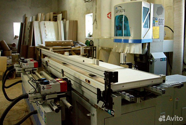 Двери скрытого монтажа под обои