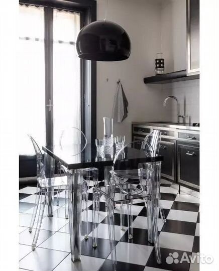 Стулья Kartell Victoria Ghost Италия прозрачн