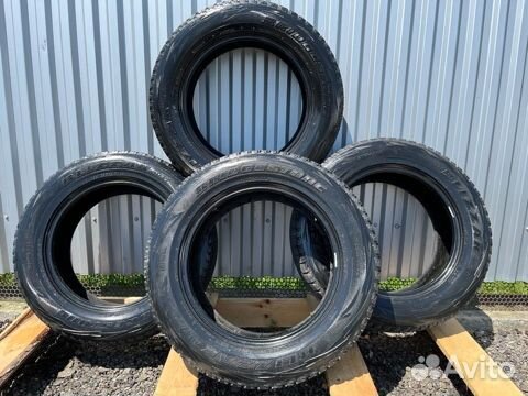 Bridgestone Blizzak DM-V1 235/65 R18