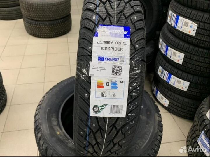 Windforce Ice-Spider 215/65 R16 102T