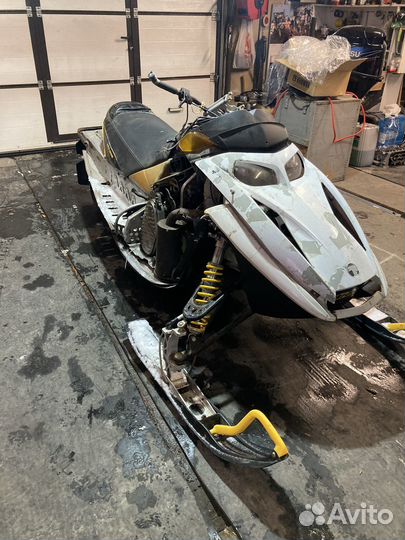 Снегоход BRP MXZ X-Racing 440