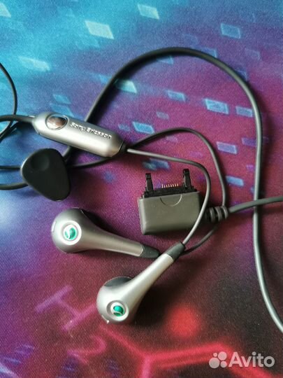 Гарнитура для Sony Ericsson