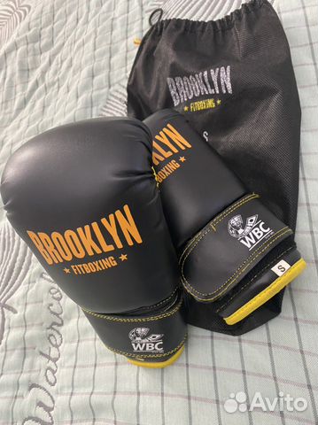 Боксерские перчатки