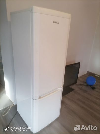 Холодильник на запчасти